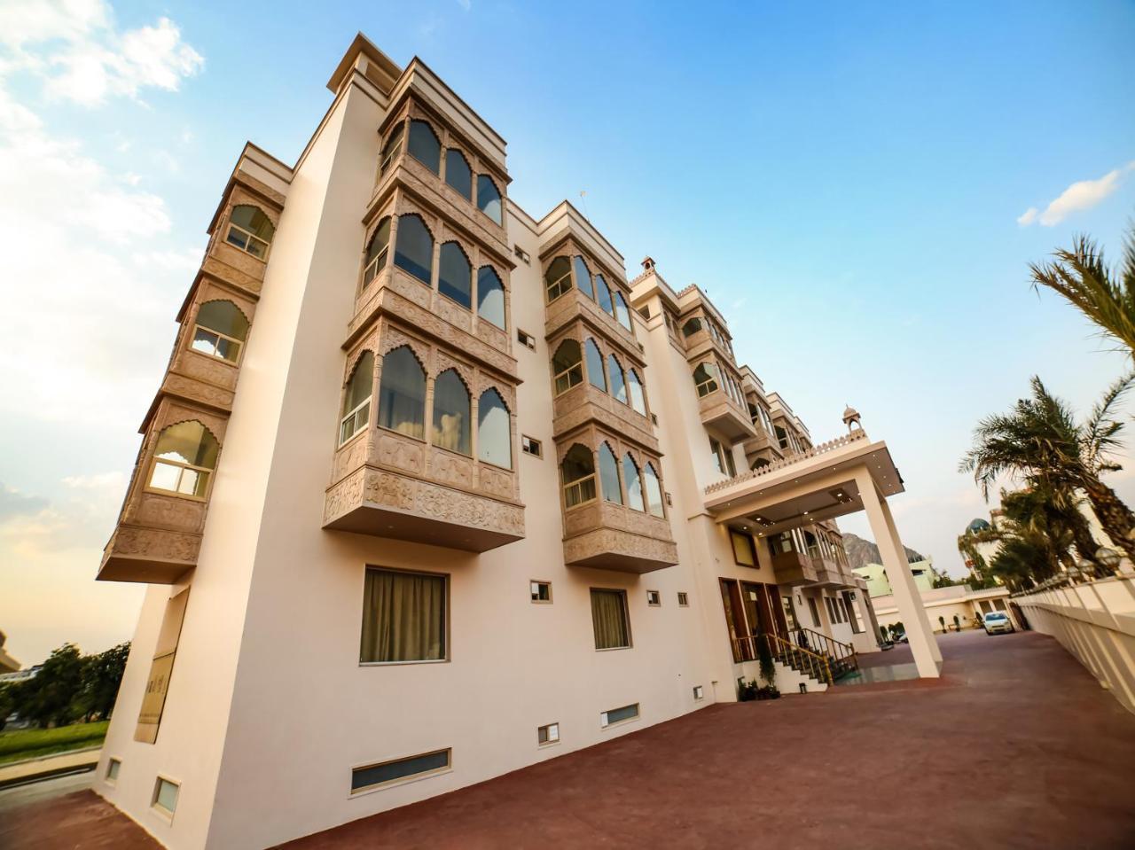 Hotel Golden Heritance Puškar Exteriér fotografie